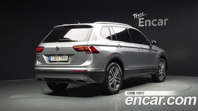 Volkswagen Tiguan из Кореи Encar