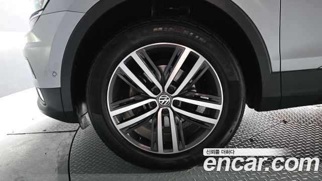 Volkswagen Tiguan из Кореи Encar