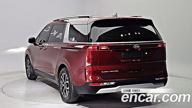 Kia Carnival Diesel 9-Seater Prestige — пробег 79 621 км — фото 2 из 5