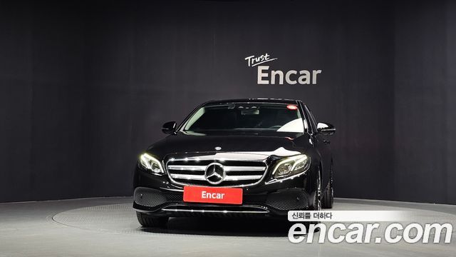 Mercedes-Benz E-Class E300 4MATIC Avnatgarde — пробег 82 742 км — фото 3 из 5