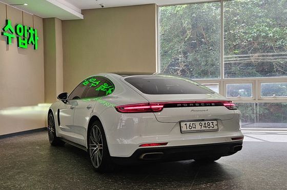 Porsche Panamera 3.0 AWD — пробег 50 469 км — фото 2 из 5