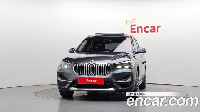 BMW X1 xDrive 20i xLine — пробег 90 118 км — фото 3 из 5