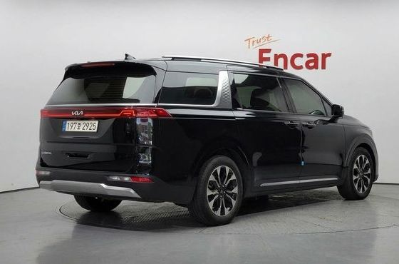 Kia Carnival Gasoline 7-Seater Signature — пробег 92 861 км — фото 2 из 5