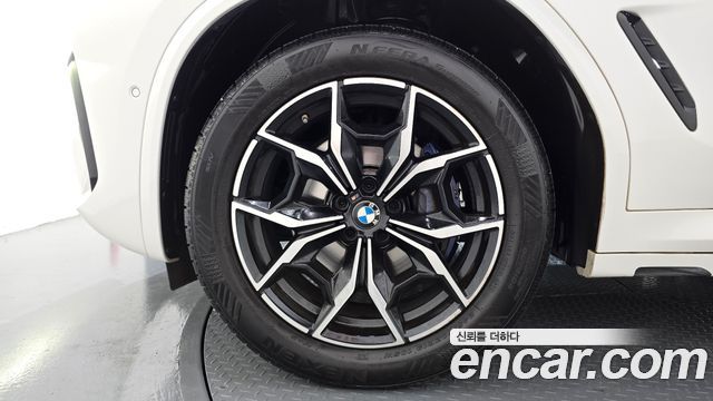 BMW X4 xDrive20i M Sport — пробег 73 200 км — фото 5 из 5