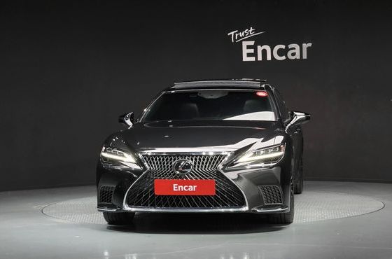 Lexus LS 3.5 Luxury AWD — пробег 85 869 км — фото 3 из 5
