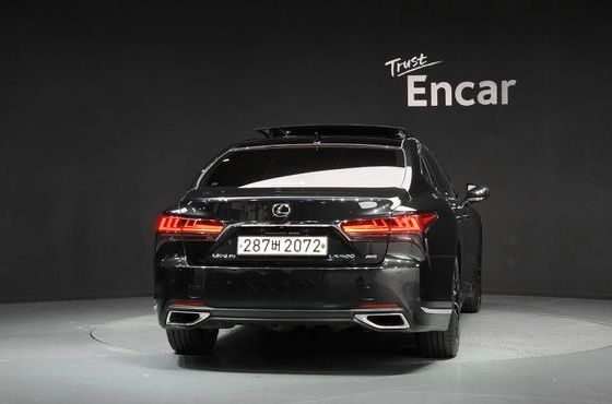 Lexus LS 3.5 Luxury AWD — пробег 85 869 км — фото 4 из 5