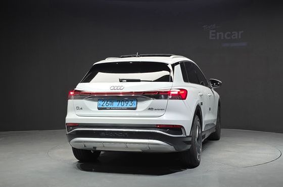 Audi Q4 e-tron 40 Premium — пробег 83 333 км — фото 4 из 5
