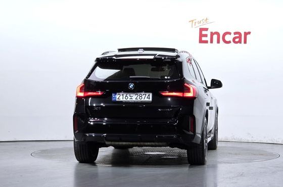 BMW X1 xDrive 20i M Sport — пробег 28 433 км — фото 4 из 5