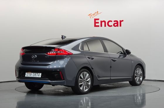 Hyundai Ioniq Q — пробег 139 161 км — фото 2 из 5