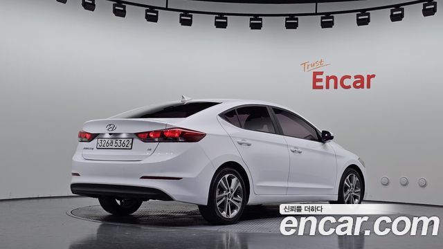Hyundai AVANTE из Кореи Encar