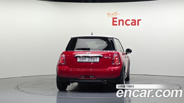 Mini Cooper Special Edition Second Generation — пробег 112 616 км — фото 4 из 5