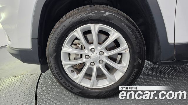 Jeep Cherokee из Кореи Encar