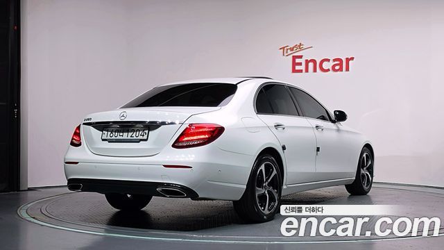Mercedes-Benz E-Class E250 Avantgarde — пробег 53 685 км — фото 2 из 5