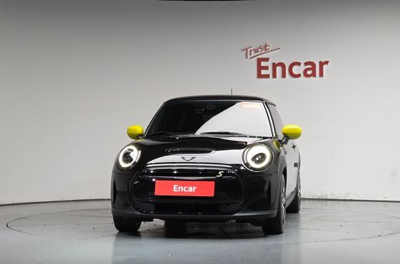 Mini Cooper SE Classic 3rd — пробег 49 651 км — фото 3 из 5