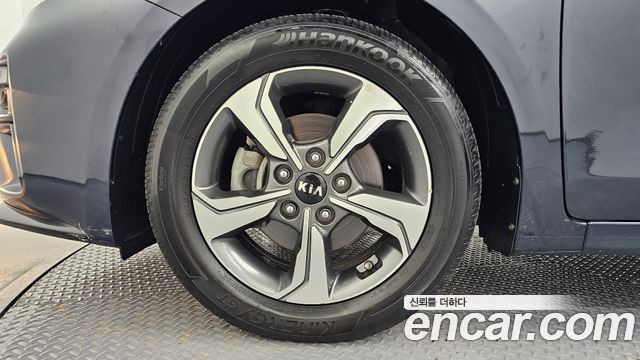 Kia K3 из Кореи Encar