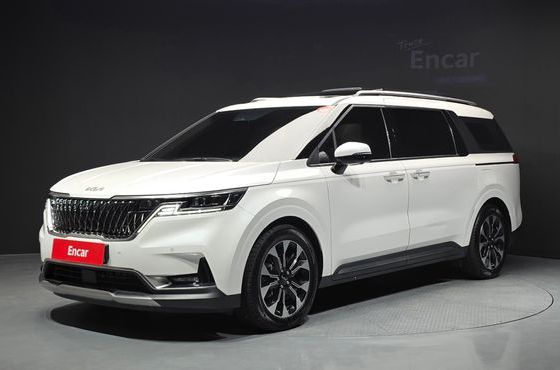 Kia Carnival Gasoline 9-Seater Signature — пробег 41 161 км — фото 1 из 5
