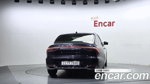 Hyundai Grandeur из Кореи Encar