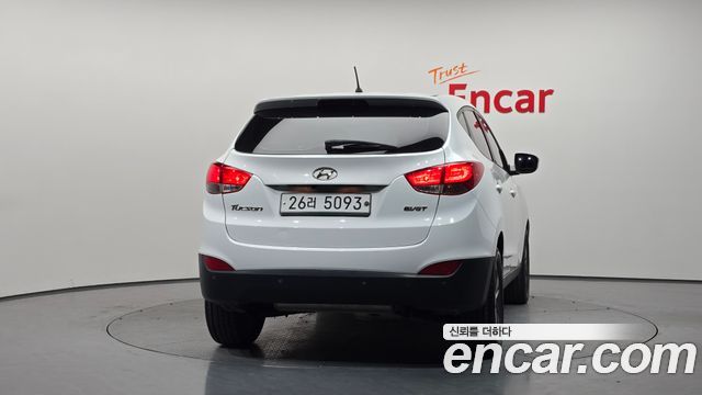 Hyundai Tucson Diesel(e-VGT) 2WD Smart special — пробег 106 388 км — фото 4 из 5