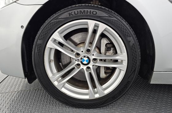 BMW 5-Series 530d xDrive M Aero Dynamic — пробег 133 447 км — фото 5 из 5