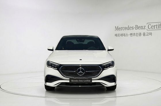 Mercedes-Benz E-Class E300 4MATIC AMG Line — пробег 2 451 км — фото 3 из 5