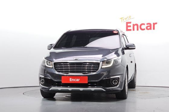 Kia Carnival 9-seater Prestige — пробег 181 900 км — фото 3 из 5
