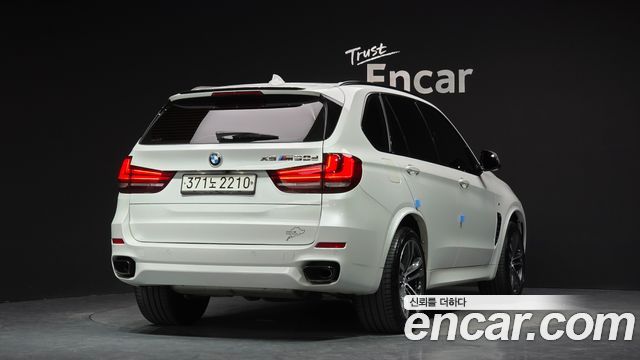 BMW X5 xDrive M50d — пробег 58 199 км — фото 2 из 5