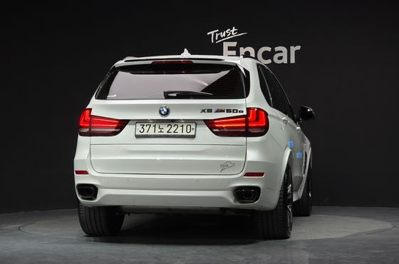 BMW X5 xDrive M50d — пробег 58 199 км — фото 4 из 5