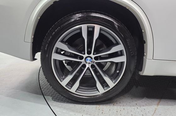 BMW X5 xDrive M50d — пробег 58 199 км — фото 5 из 5