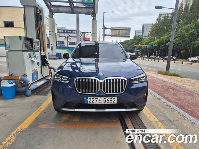 BMW X3 xDrive 20i — пробег 28 500 км — фото 3 из 5