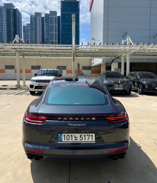 Porsche Panamera 3.0 AWD — пробег 60 000 км — фото 4 из 5