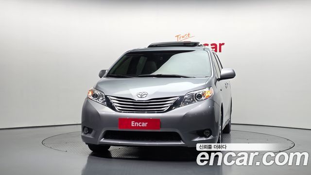 Toyota Sienna 3.5 — пробег 109 991 км — фото 3 из 5