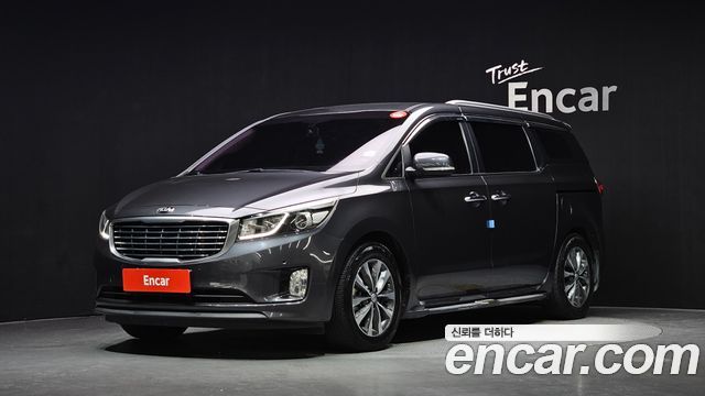 Kia Carnival 11-seater Prestige — пробег 168 462 км — фото 1 из 5