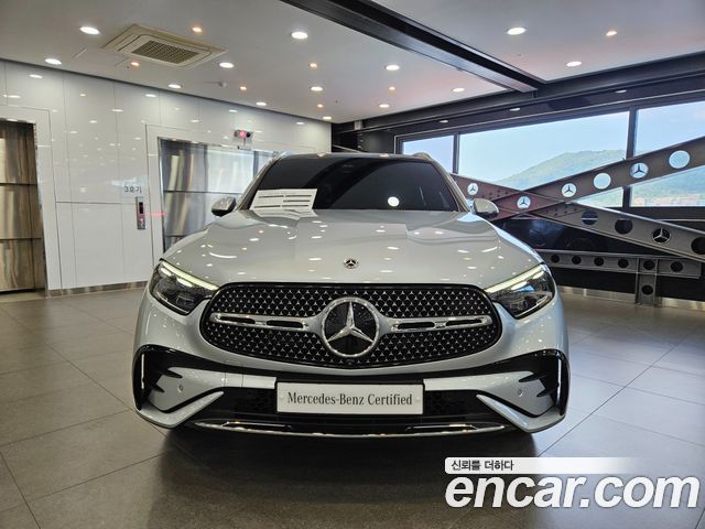 Mercedes-Benz GLC-Class GLC300 4MATIC AMG Line — пробег 7 383 км — фото 3 из 5