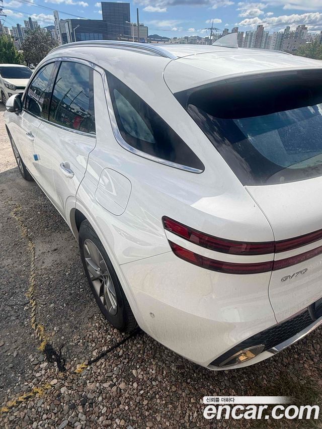 Genesis GV70 из Кореи Encar