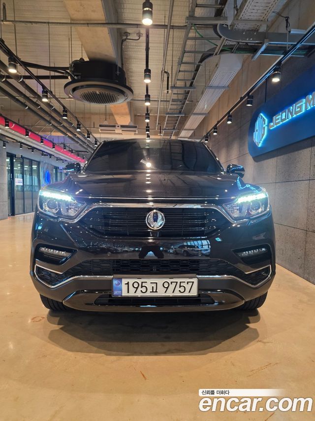 Ssangyong Rexton Diesel 2.2 4WD Heritage — пробег 120 000 км — фото 1 из 5