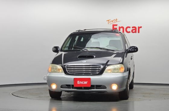 Kia Carnival 9-Seater Diesel Park — пробег 205 551 км — фото 3 из 5