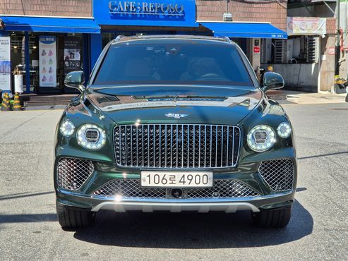 Bentley Bentayga 4.0 V8 EWB Azure — пробег 10 000 км — фото 2 из 5