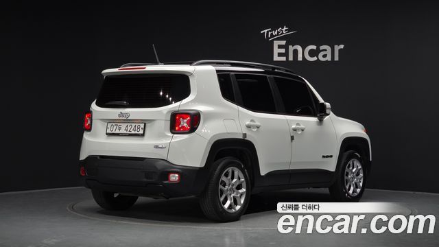 Jeep Renegade 2.4 Longitude High — пробег 83 203 км — фото 2 из 5