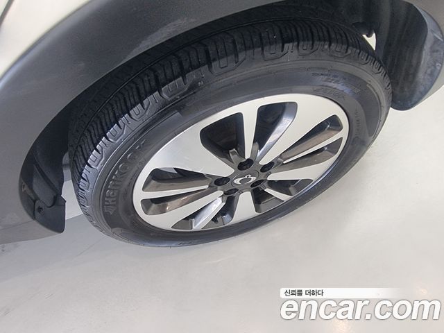 Ssangyong KORANDO из Кореи Encar