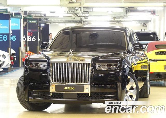 Rolls-Royce Phantom 6.7 EWB V12 — пробег 11 684 км — фото 1 из 5