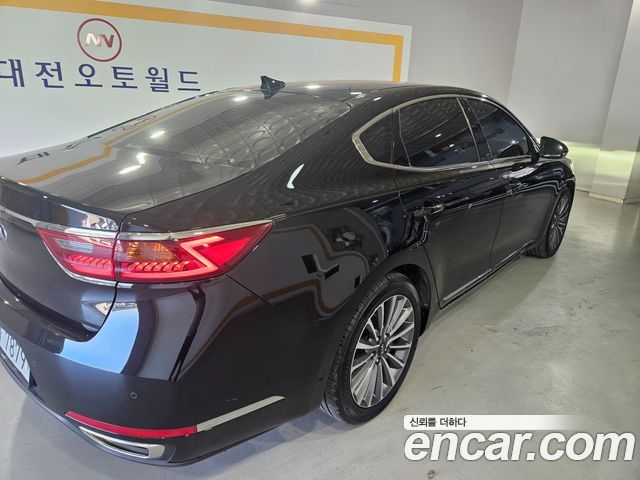 Kia K7 из Кореи Encar