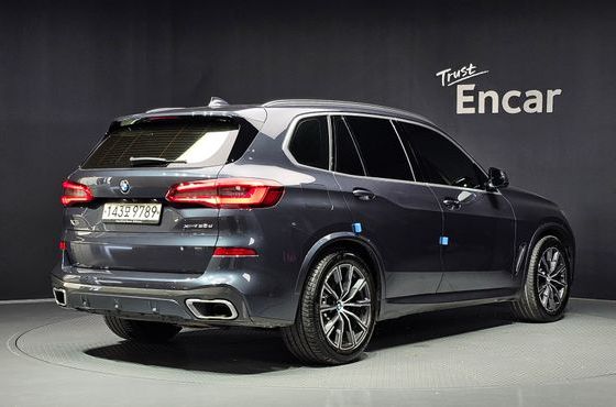 BMW X5 xDrive 30d M Sport — пробег 22 762 км — фото 2 из 5