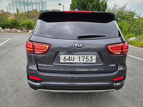 Kia Sorento Diesel 2.0 2WD Prestige — пробег 125 407 км — фото 4 из 5