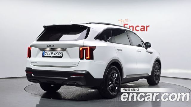 Kia Sorento HEV 1.6 4WD Gravity — пробег 7 440 км — фото 2 из 5
