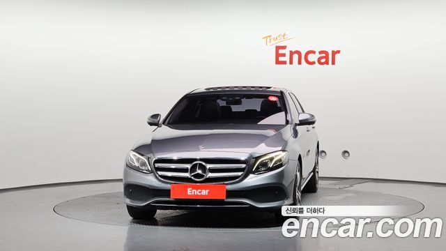 Mercedes-Benz E-Class E300 4MATIC Avnatgarde — пробег 104 152 км — фото 3 из 5