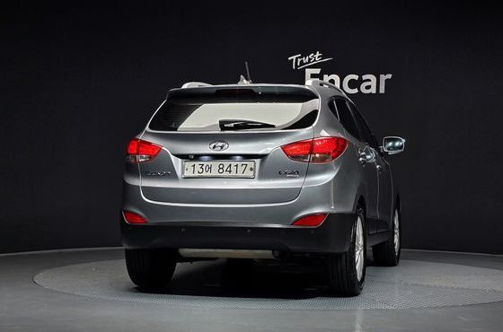 Hyundai Tucson Diesel 2WD LX20 Premier — пробег 193 564 км — фото 4 из 5