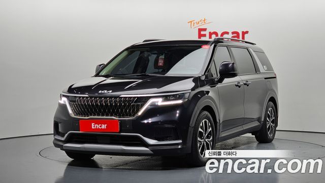 Kia Carnival Gasoline 11-Seater Prestige — пробег 37 500 км — фото 1 из 5