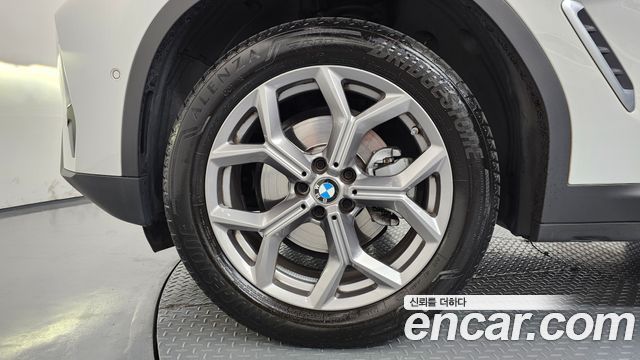 BMW X4 xDrive20i xLine — пробег 14 546 км — фото 5 из 5