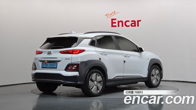Hyundai Kona из Кореи Encar