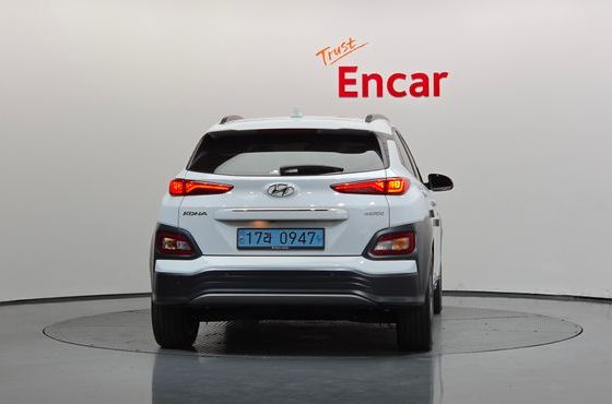 Hyundai Kona Premium — пробег 172 750 км — фото 4 из 5